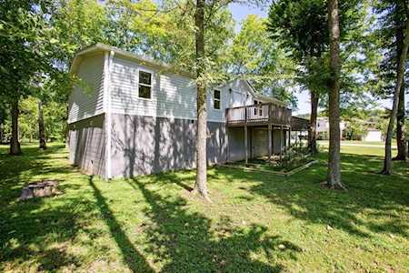 1480 Chapmansboro Rd Chapmansboro, TN 37035