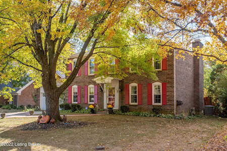 1806 Crossgate Ln Louisville, KY 40222
