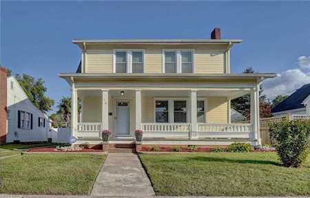 78 Farragut St Portsmouth, VA 23702