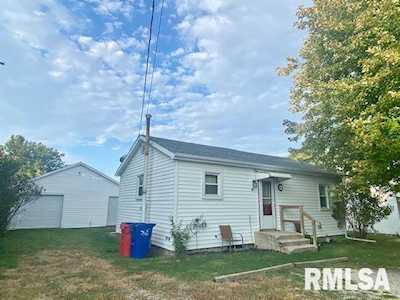 403A & 403B Sharon St Elmwood, IL 61529
