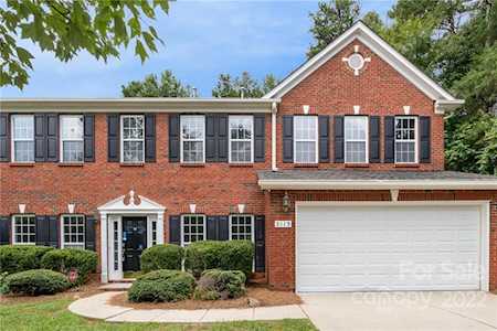2113 Dunnwood Hills Dr Matthews, NC 28105