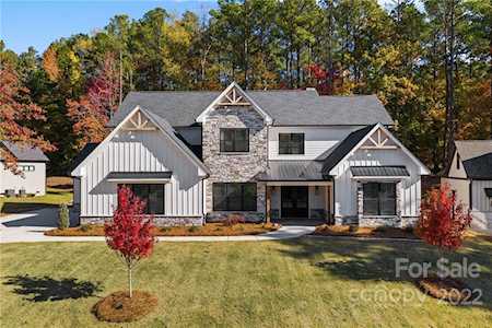 16416 Crosshaven Dr Charlotte, NC 28278