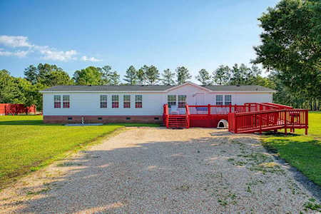 902 W G Rd. Conway, SC 29526