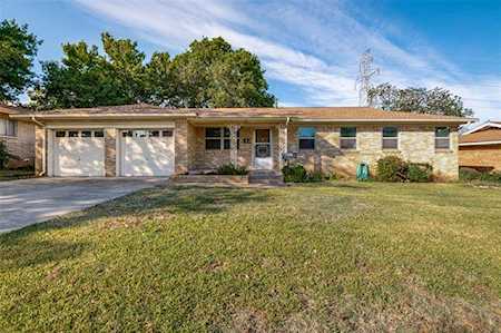 6753 Briley Drive North Richland Hills, TX 76180