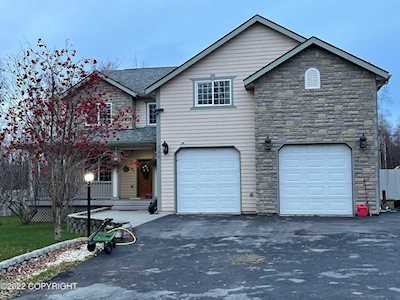 320 E White Spruce Loop Wasilla, AK 99654