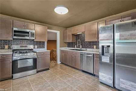 33 Grand St Portsmouth, VA 23701