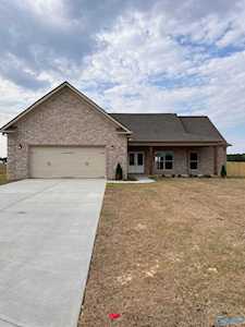 15370 Grayson Circle Athens, AL 36111