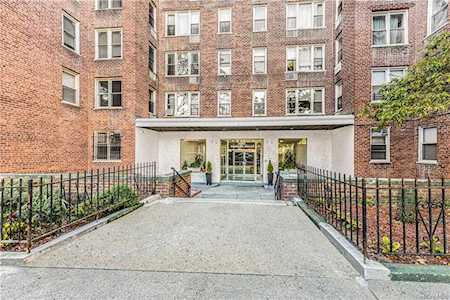 2385 Barker Avenue #3F Bronx, NY 10467
