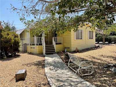 19115 Monterey St Hesperia, CA 92345