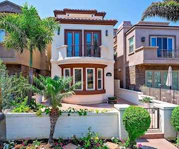 311 2nd St Huntington Beach, CA 92648