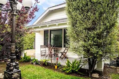 185 Rochester St Costa Mesa, CA 92627