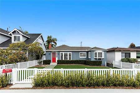 362 Magnolia St Costa Mesa, CA 92627