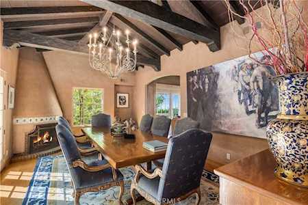 11361 La Vereda Dr North Tustin, CA 92705