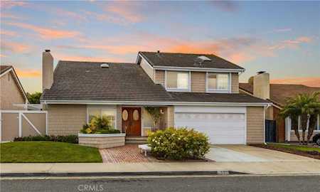 37 Foxhill Irvine, CA 92604