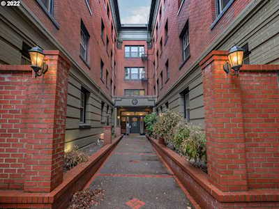 2109 NW Irving ST #414 Portland, OR 97210