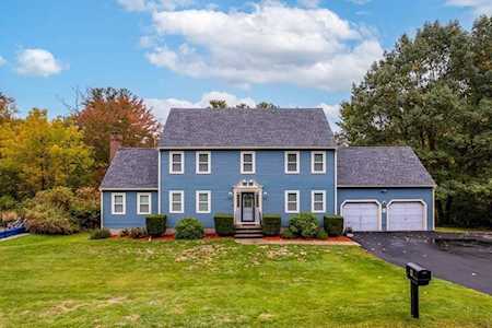 4 Vernon Drive Amesbury, MA 01913