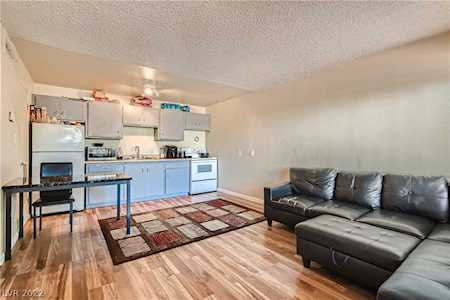 3719 Hazelwood St #20 Las Vegas, NV 89119