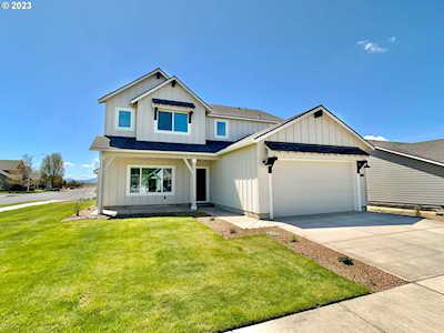 325 NW Monte Vista AVE Madras, OR 97741