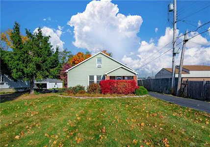 2031 Berwyck Avenue Harrison Twp, OH 45414