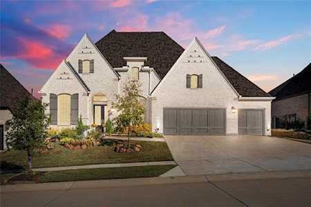 804 Haverford Lane Lantana, TX 76226