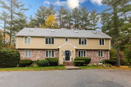 23 Hilltop Ln #4 Easton, MA 02375