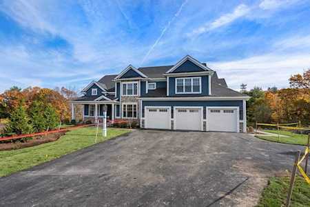 123 Nobscot Dr. Lot 14 Framingham, MA 01701