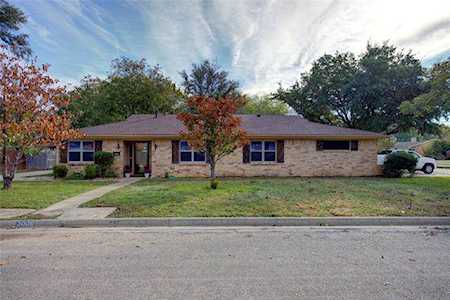 3000 Faye Drive Richland Hills, TX 76118