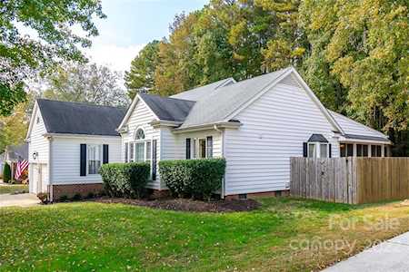 9612 Stanton Green Ct Charlotte, NC 28277