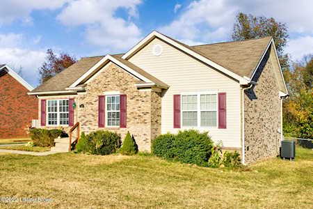 240 Benjamin Pl Mt Washington, KY 40047