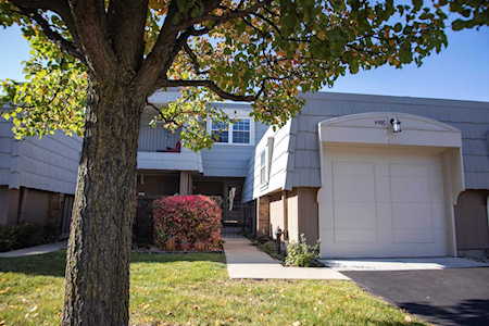 690 Versailles Circle #C Elk Grove Village, IL 60007