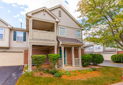 2262 Rockefeller Dr Geneva, IL 60134