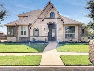 7104 Four Sixes Ranch Road North Richland Hills, TX 76182