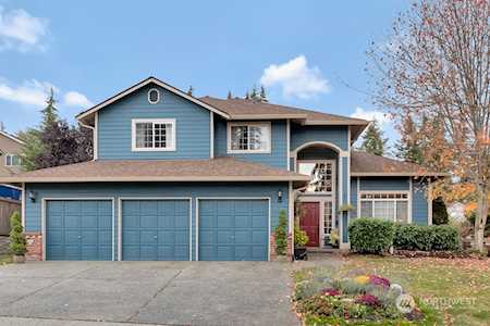 1308 215th Place SW Lynnwood, WA 98036