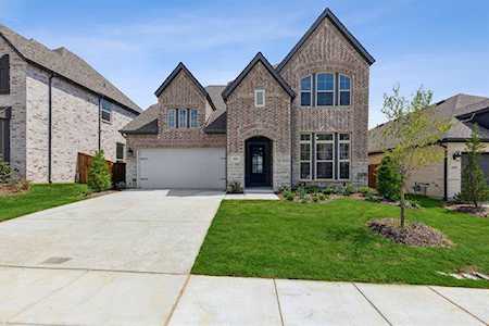 4004 Prickly Pear Avenue Aubrey, TX 76227