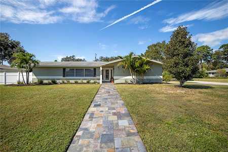 1730 Golf View Dr Belleair, FL 33756