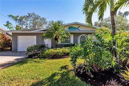 27101 Sun Aqua Ln Bonita Springs, FL 34135