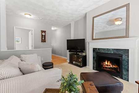 902 Alyssa Dr #902 Groveland, MA 01834
