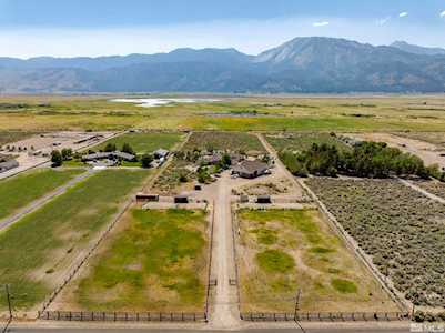 2945 Lakeshore Dr Washoe Valley, NV 89704
