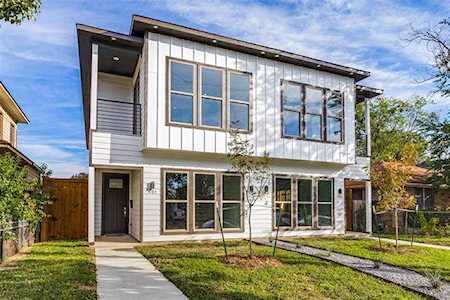 623 W 9th Street Dallas, TX 75208
