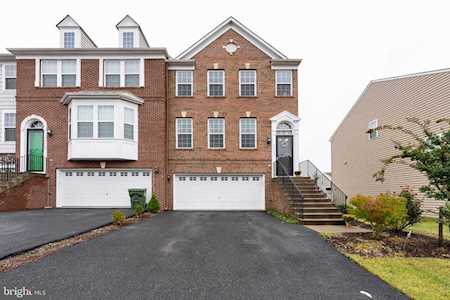 16643 Danridge Manor Dr Woodbridge, VA 22191