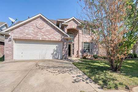 612 Fox Run Trail Saginaw, TX 76179