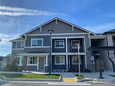 921 Westridge Way NE #403 Issaquah, WA 98029