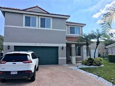 4120 NW 62nd Ct Coconut Creek, FL 33073