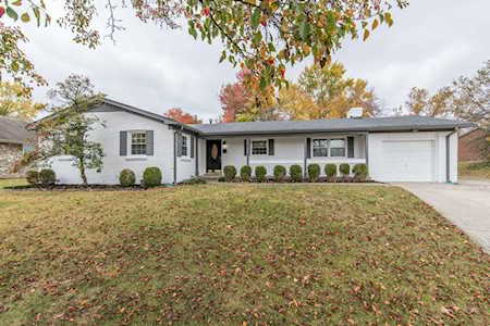 1027 Gainesway Dr Lexington, KY 40517