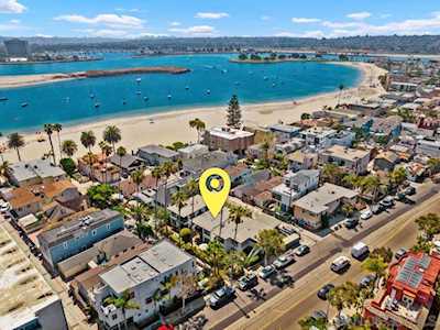 805-807 Dover Ct San Diego, CA 92109