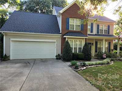 223 Horn Tassel Ct Wesley Chapel, NC 28079