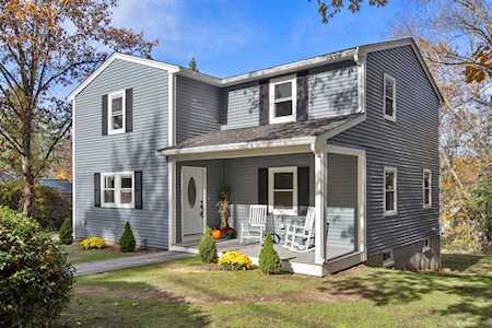 37 Mount Vernon Street North Reading, MA 01864