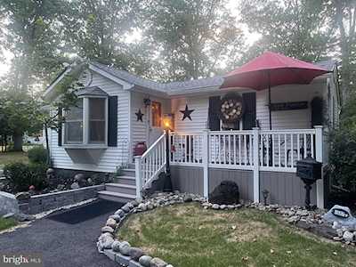 1607 Herbert Blvd Williamstown, NJ 08094