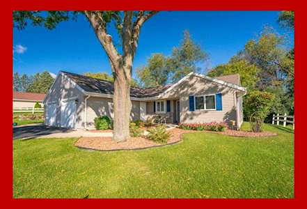 111 Buckingham Ct Cambridge, WI 53523