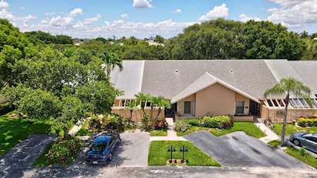 10883 Waterberry Court Boca Raton, FL 33498